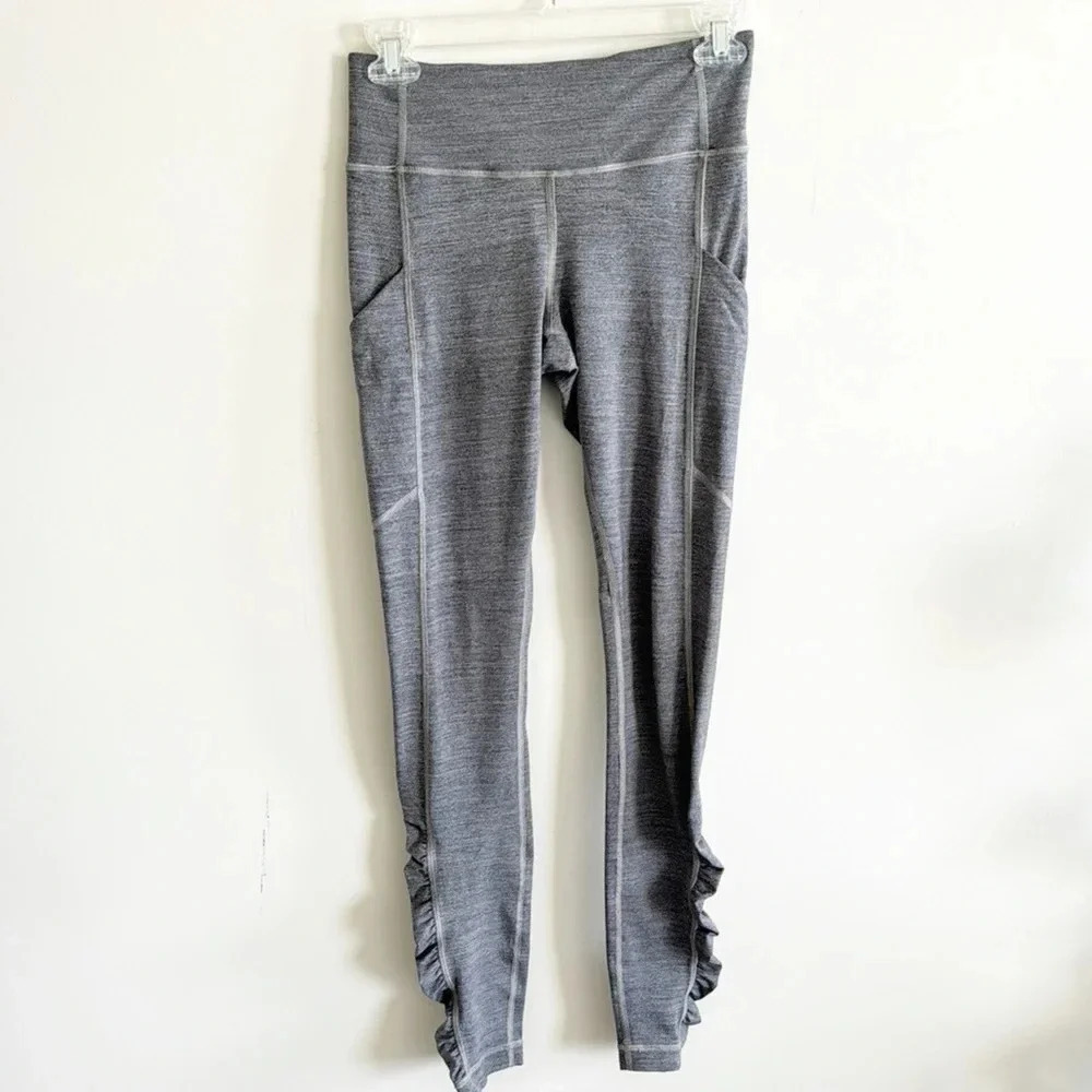 lululemon gray/black full length high rise speed up tight scrunch leggings sz 4